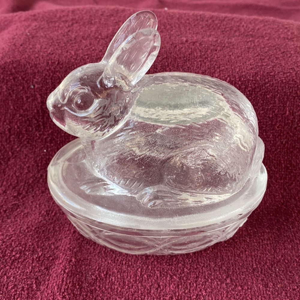 Galerie Glass Bunny on Nest Dish 2 Pc Vintage